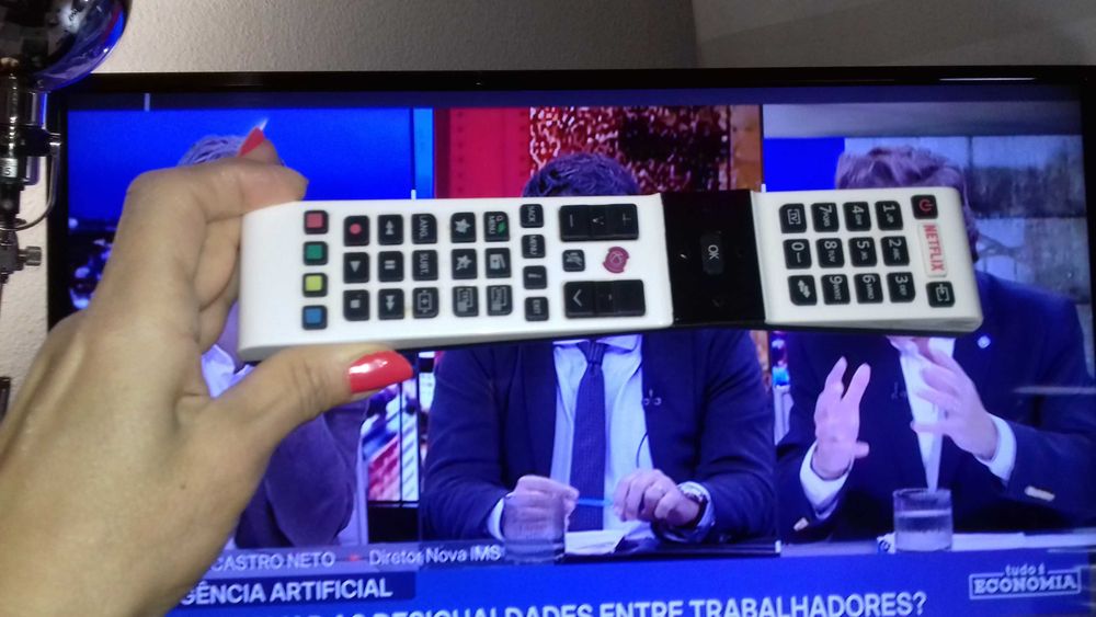 SO HOJE - Televisão 43 polgadas 1,10mt de ecrã