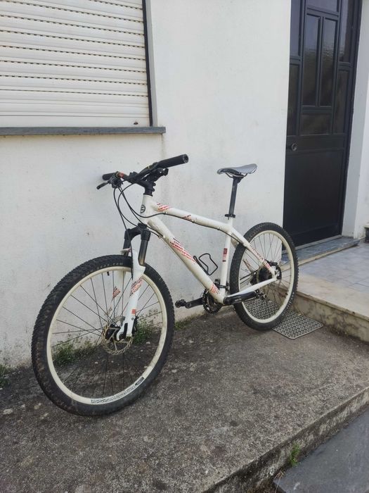 Bicicleta Commencal BTT