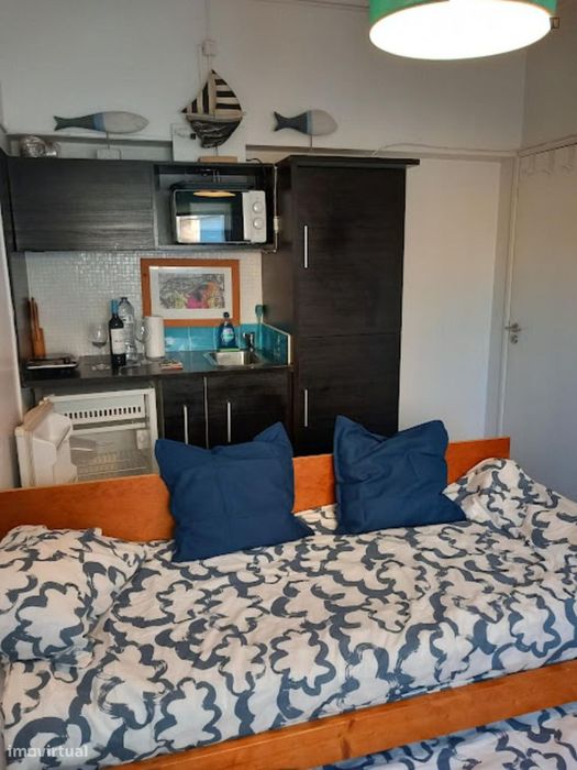 Quarto - localizado em Olaias Lisbon