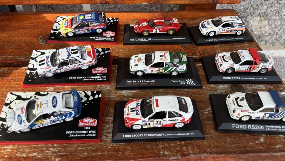 Ford miniatura colecionavel