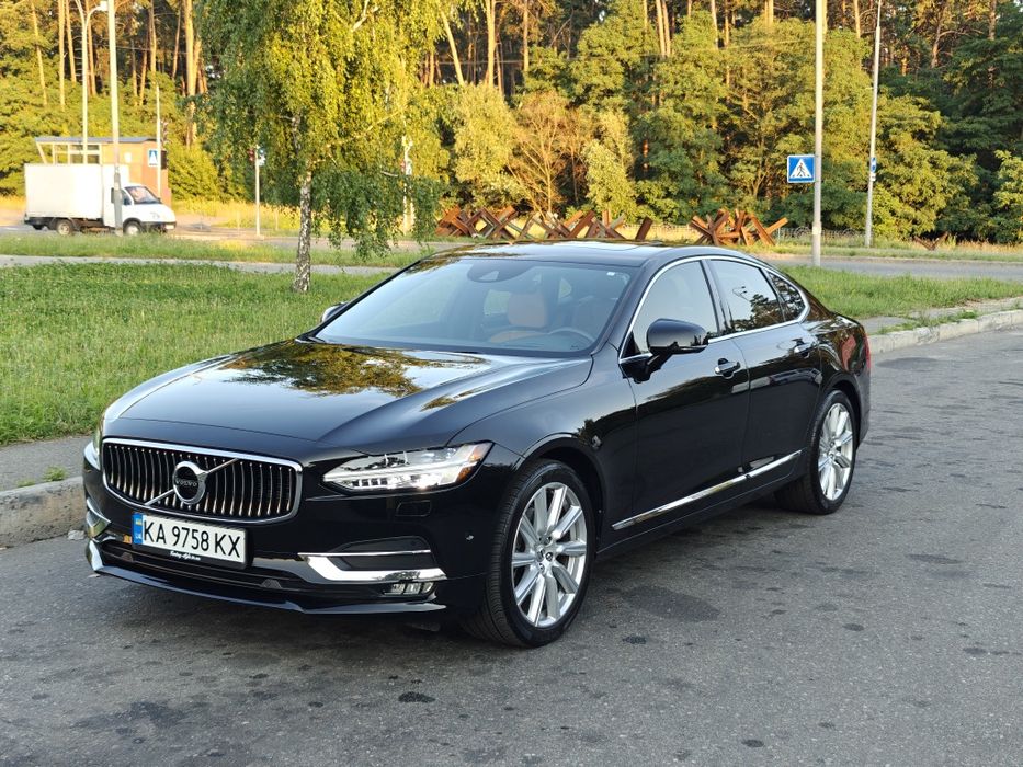 Volvo s90 inscription