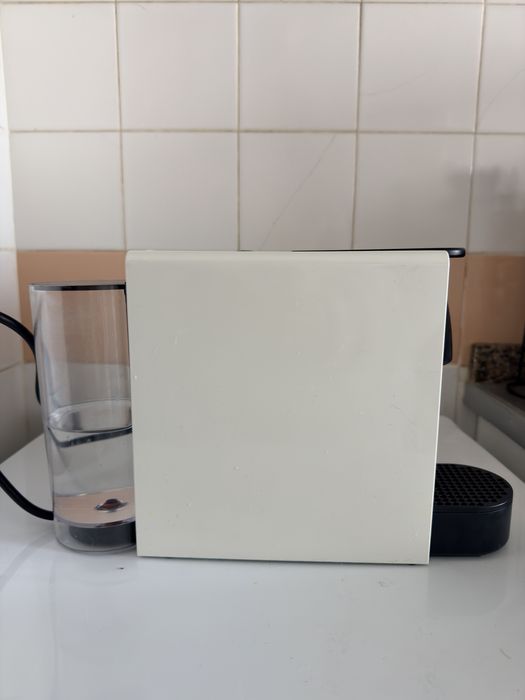 Máquina Nespresso Krups