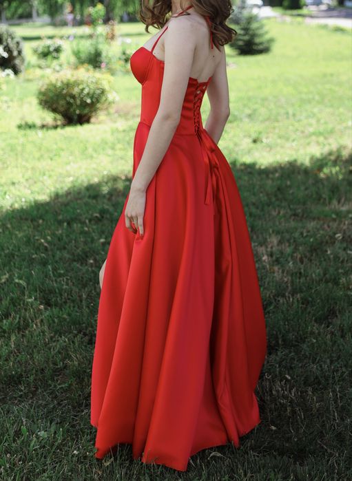 Випускна сукня.