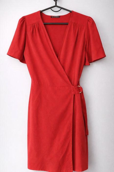 Sukienka Terranowa M czerwona zgaszona kopertowy dekolt zgaszony kolor