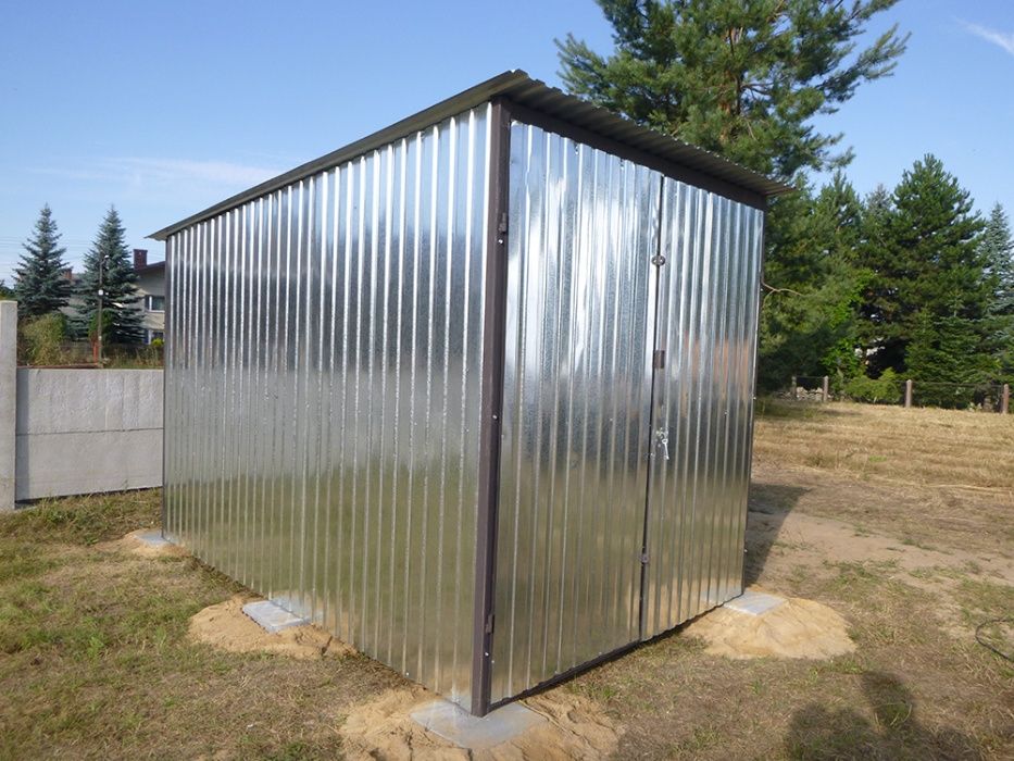 Garaż Blaszak Schowek na budowę Garaż blaszany Budowa Garaże PRODUCENT