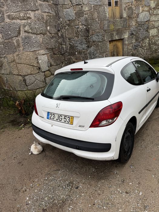 Peugeot 207 1.4 gasoleo comercial de 2010