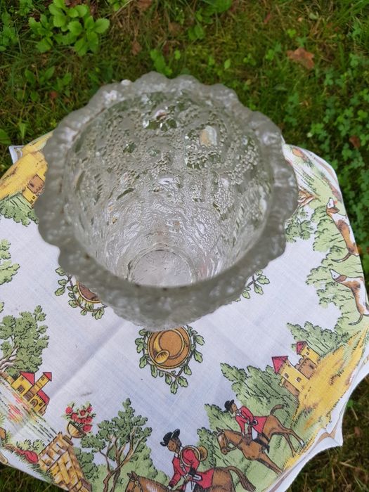 Wazon szklany, pieniek, wysokość 21,5cm, średnica 8,5cm. Super stan