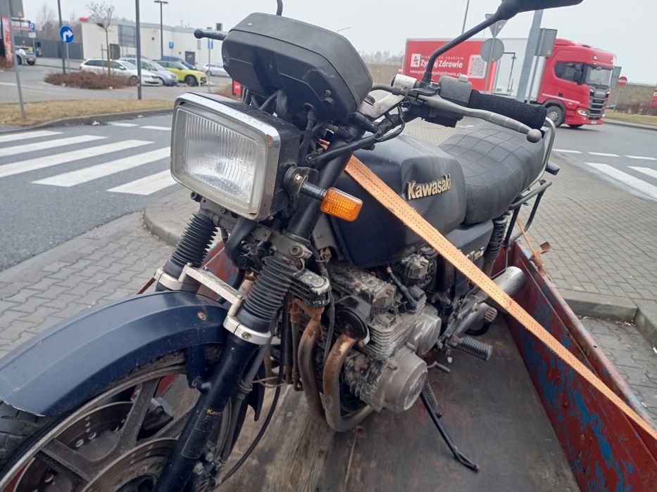 Kawasa GT 750 zbiornik