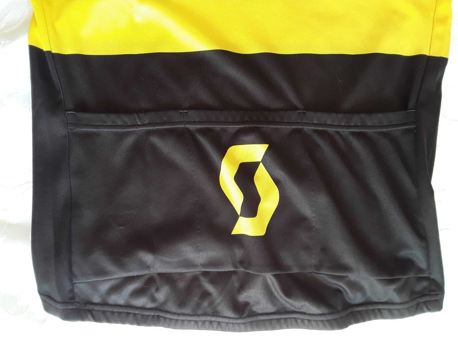 Camisa para ciclismo da marca Scott