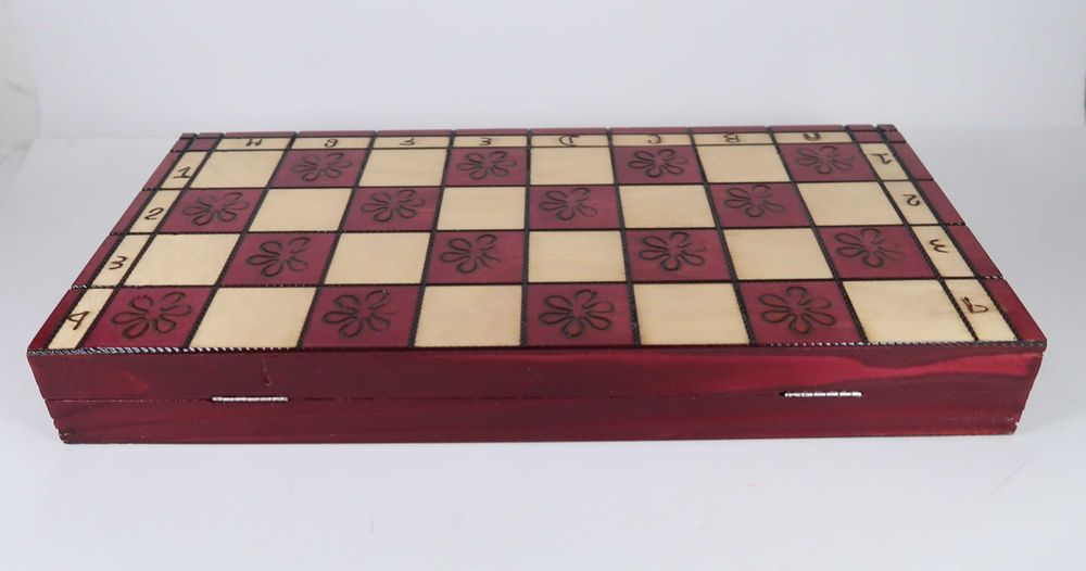 Jogo de xadrez artesanal em madeira - 39.5 cm