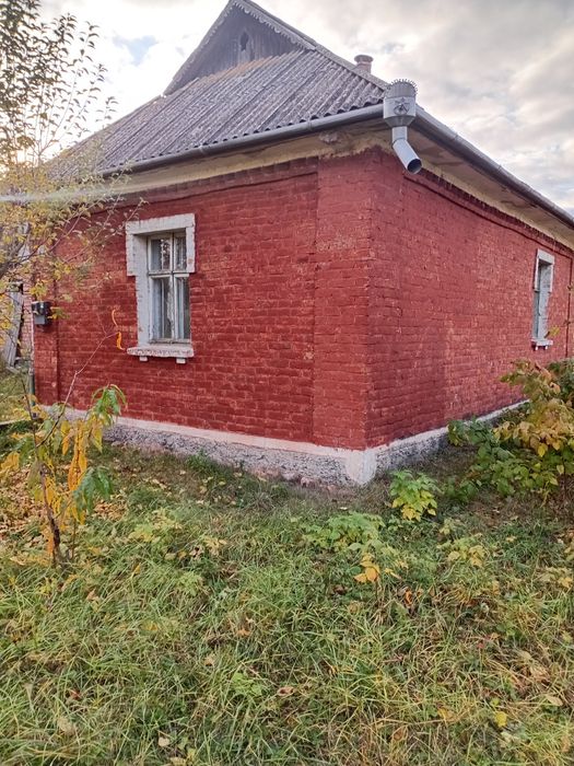 Продається участок з будинком. М. Жмеринка.