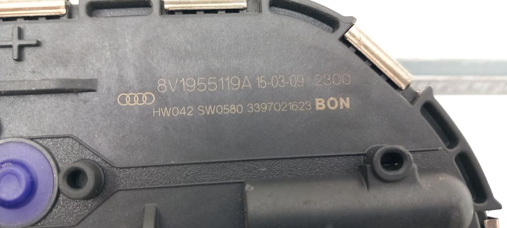 Motor limpa vidros frente AUDI A3 Sportback (8VA, 8VF)