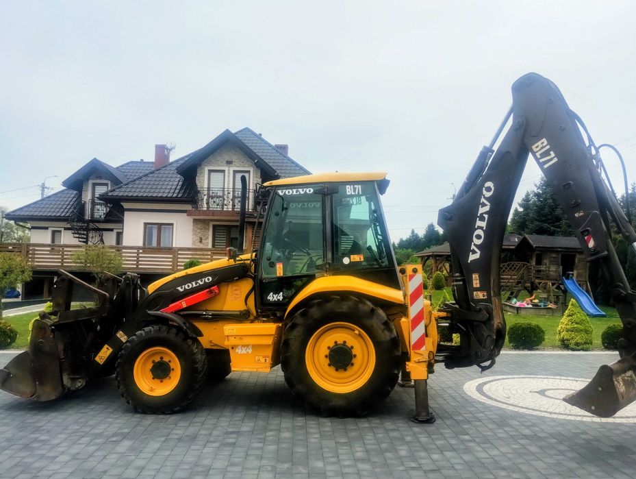 Koparko Ładowarka Volvo BL 71 Pełna Opcja 99900