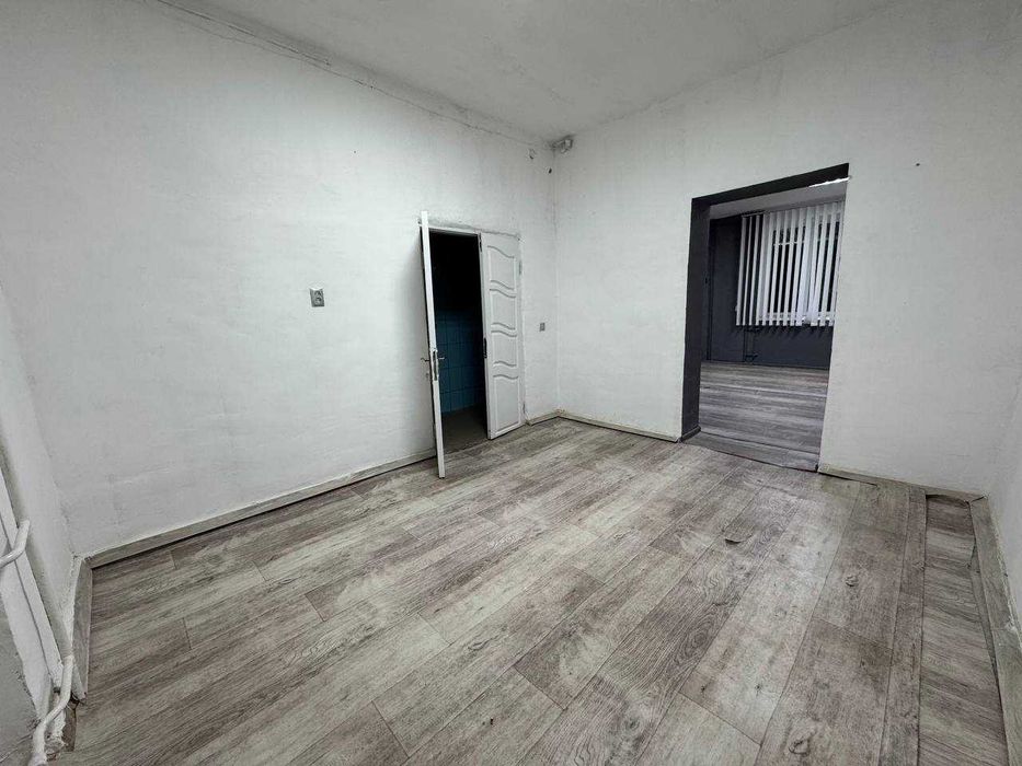 Оренда комерційного приміщення в м. Березне, 62 м. кв.