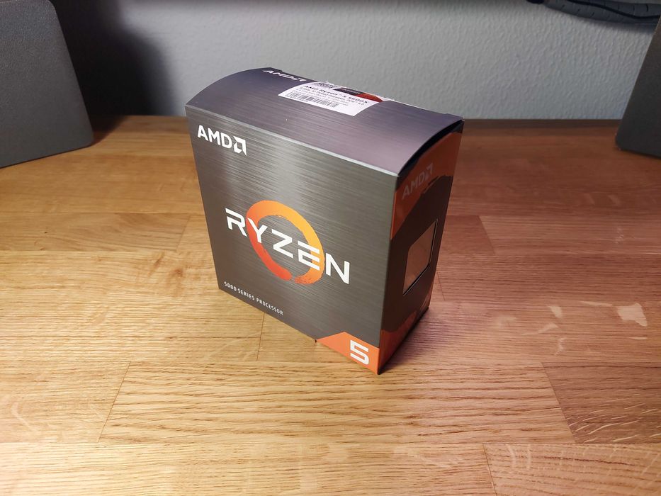 AMD Ryzen 5 5600X