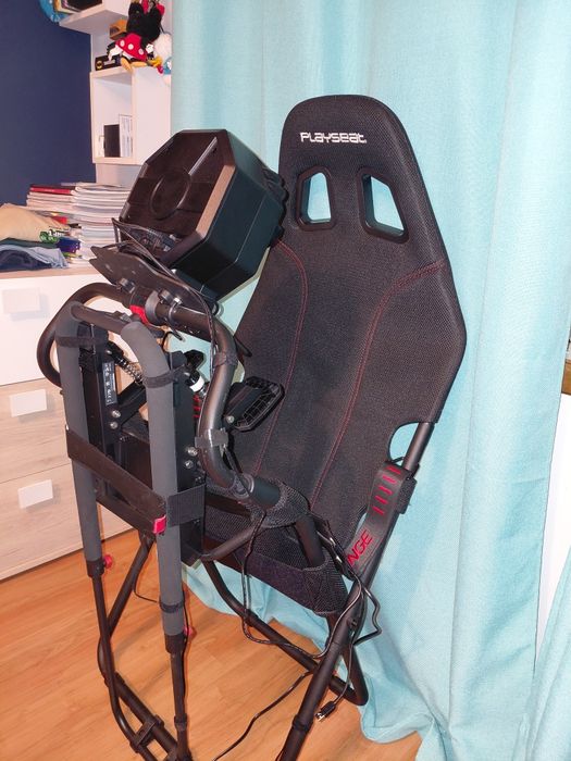 Volante Thrustmaster PS4 e PC