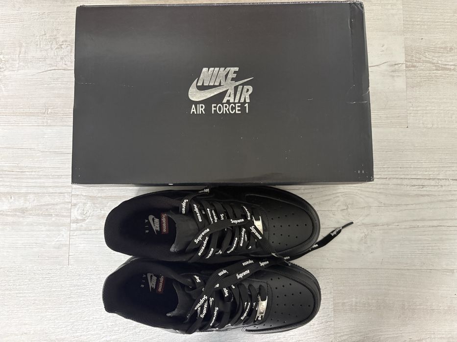 Nike Air Force1 supreme