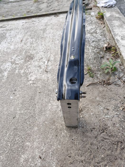 Belka tył audi a4 b8 wzmocnienie zderzaka