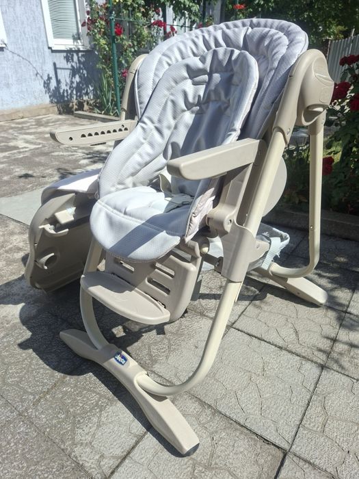 Стільчик для годування Chicco — 1000 грн