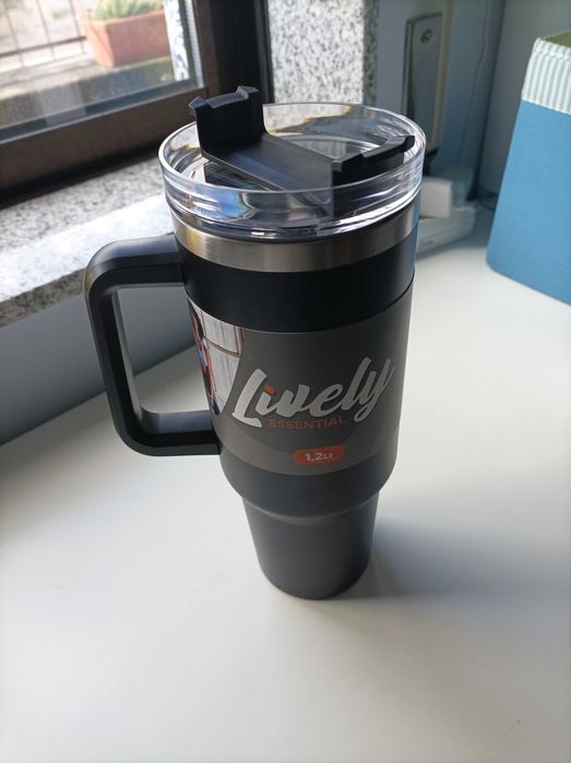 Garrafa / Copo Aço Inox de 1,2L , com dupla camada