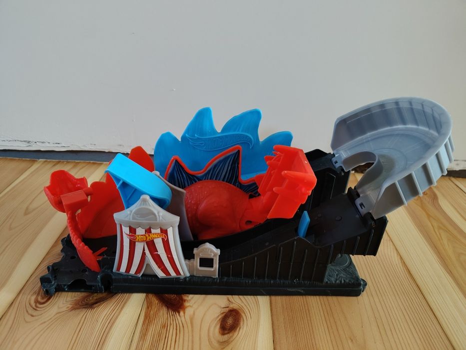Hot Wheels City Zestaw Rollercoaster Dino Atak