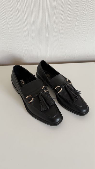 Лофери Zara чорні 37р