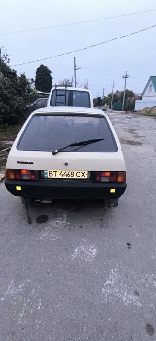 Заз Таврия 1102.