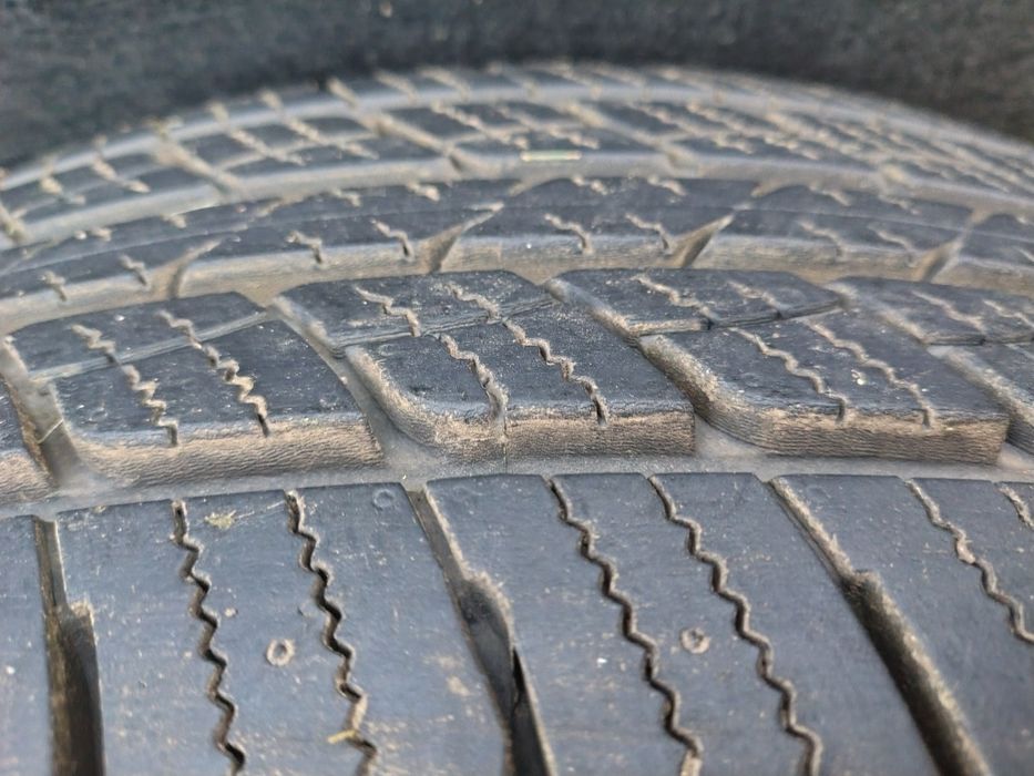 Nowe opony letnie  225/70/R16
