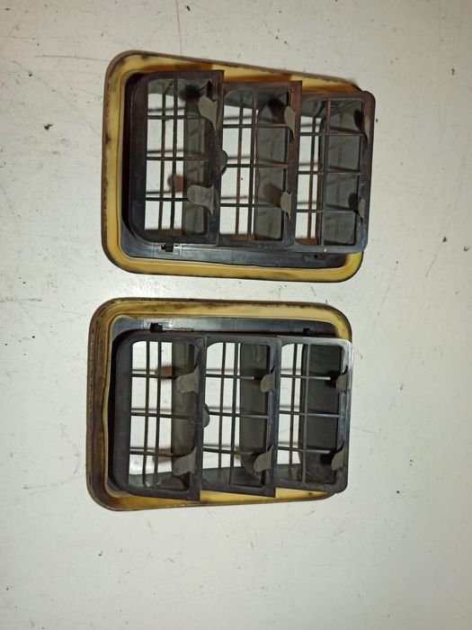 Painel de Ventilação da Carroceria - CITROËN DS5 | 11 - 15