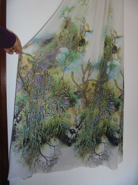 vestido de senhora muito fresco e muito bonito