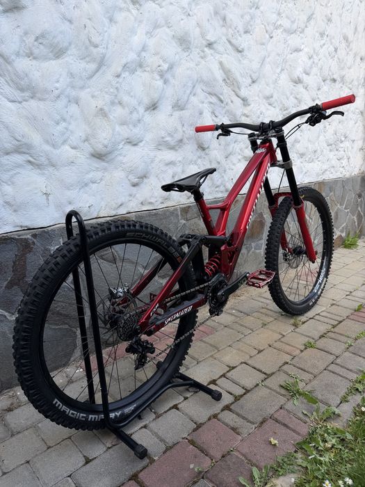 Specialized Demo Race M5 FSR Mullet Trek Session Yt Tues Scott Gambler Canyon Cender Commencal Suprume Santa Cruz v10 Pivot Mondraker Summum Carbon