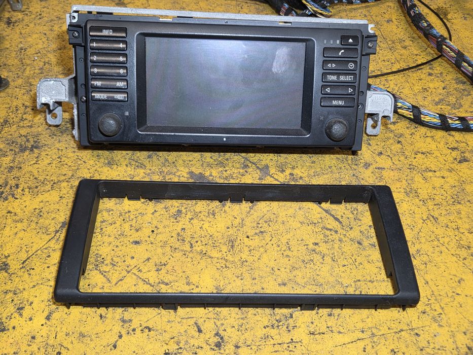 BMW E39 Nawigacja Radio Wyświetlacz Monitor  Panel Sterowania 6.913387