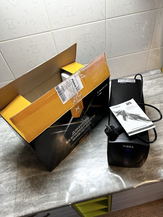 Продам ИБП Vinga LED 1500VA