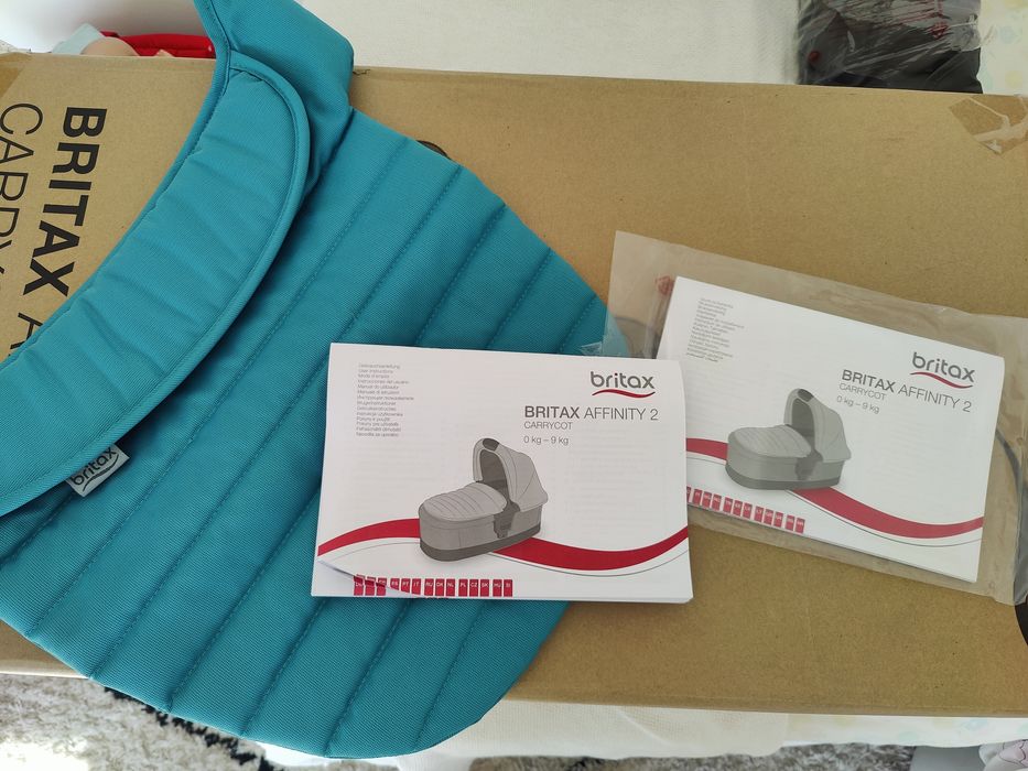 Trio (ovo + carrinho + alcofa) Britax-Roemer como novo com acessórios