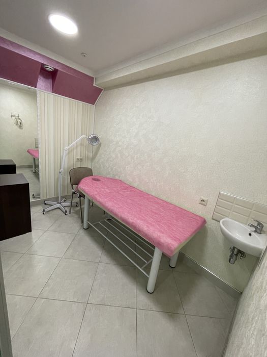 Оренда комерційного приміщення(масив Леваневський)