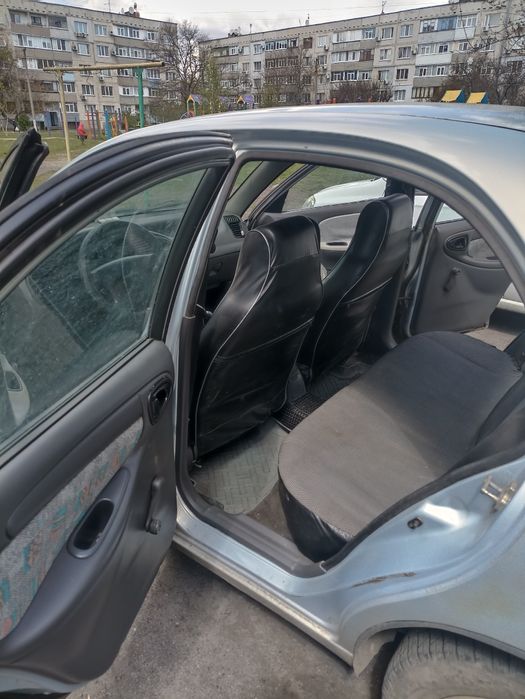 Автомобіль Lanos Daewoo