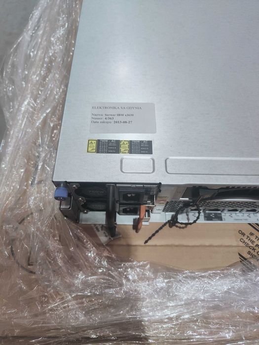 IBM System x3630 M4 2× Xeon E5-2407 96GB RAM 2×SSD 250GB