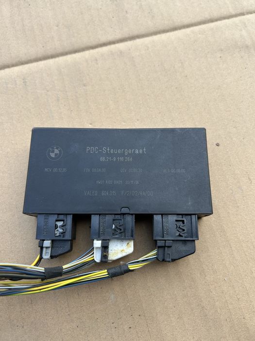 Sterownik czujnikow  parkowania bmw e 60 e 61