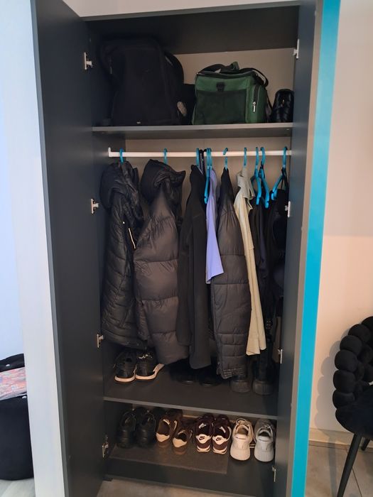 Sprzedam szafę grafit