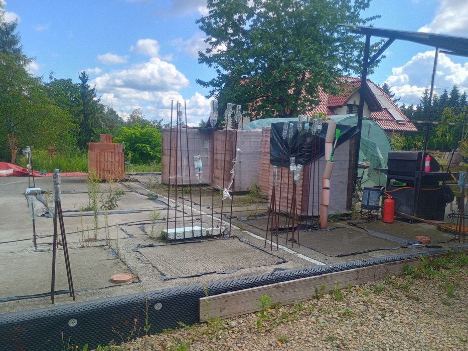 Działka z fundamentami i mediami LIBERTÓW