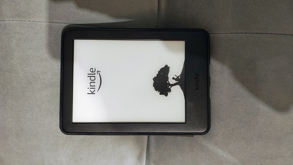 Sprzedam czytnik ebook Kindle 10