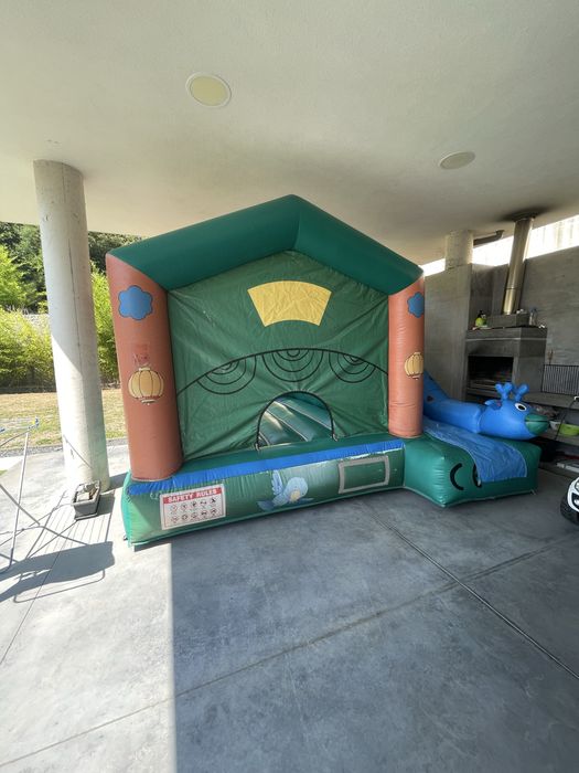 Insuflavel Girafa 4x4x3m