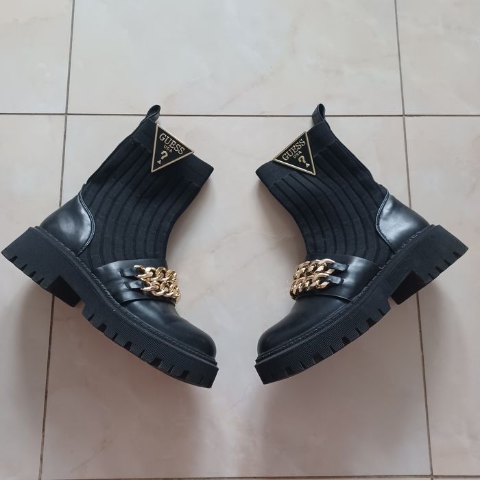 Botki GUESS jak nowe 38/ salon 469 zł