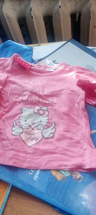 Bluzeczka niemowlęcą