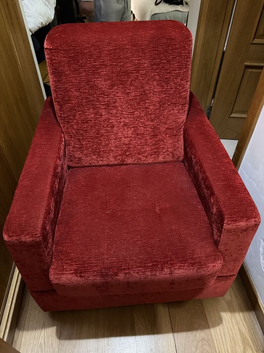 Poltrona vermelha nova