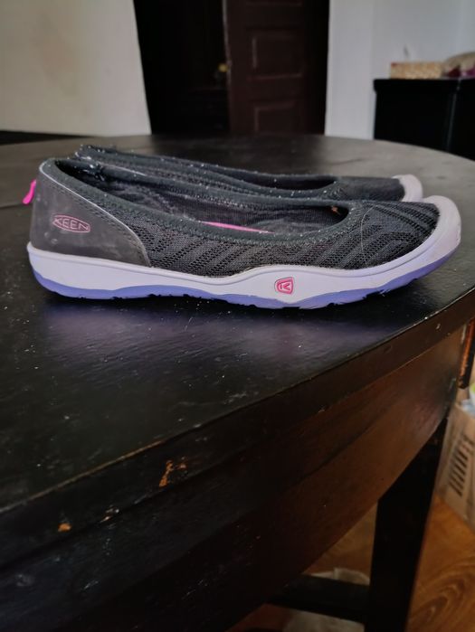 Балетки, мокасини, туфлі