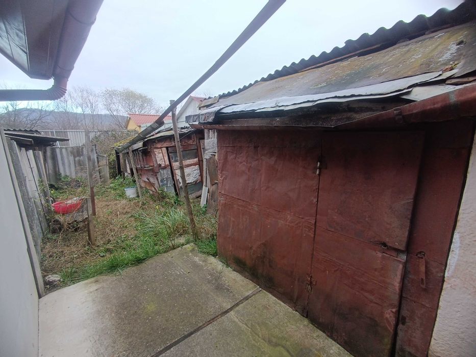 НЕВЕЛИКИЙ 54 кв.м., КОМПАКТНИЙ будинок у житловому стані, тиха вулиця