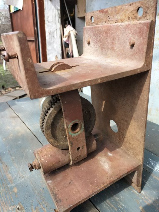 Лебідка тросова черв'ячна