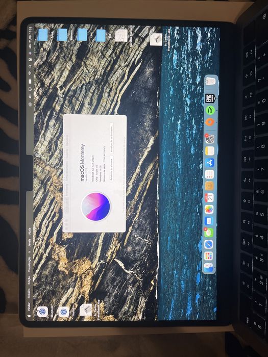 MacBook Air M2 13,6p