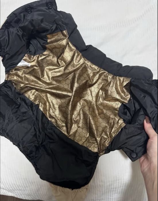 Зимова куртка на собаку